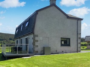 Exterior - 3 bedroom accommodation in Cromdale, near Aviemore (Cromdale, near Aviemore)