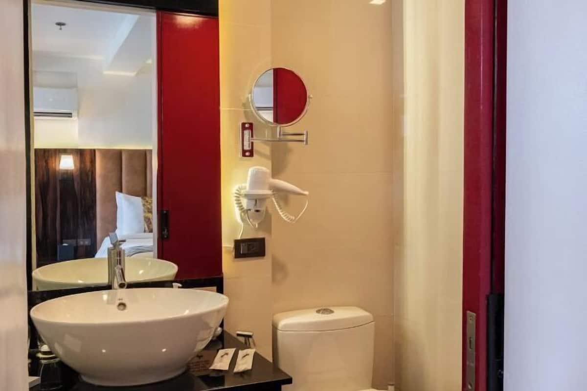 Shower, rainfall showerhead, hair dryer, slippers