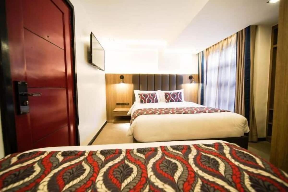 1 bedroom, down comforters, pillowtop beds, individually decorated