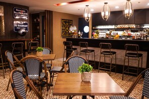 Restaurant - UNWND Boutique Hotel Makati (Makati)
