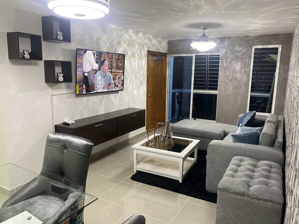 Interior - Apartment Santiago De Los Caballeros Entire place 3bd, ac, hot water, dry&washer (Santiago De Los Caballeros)