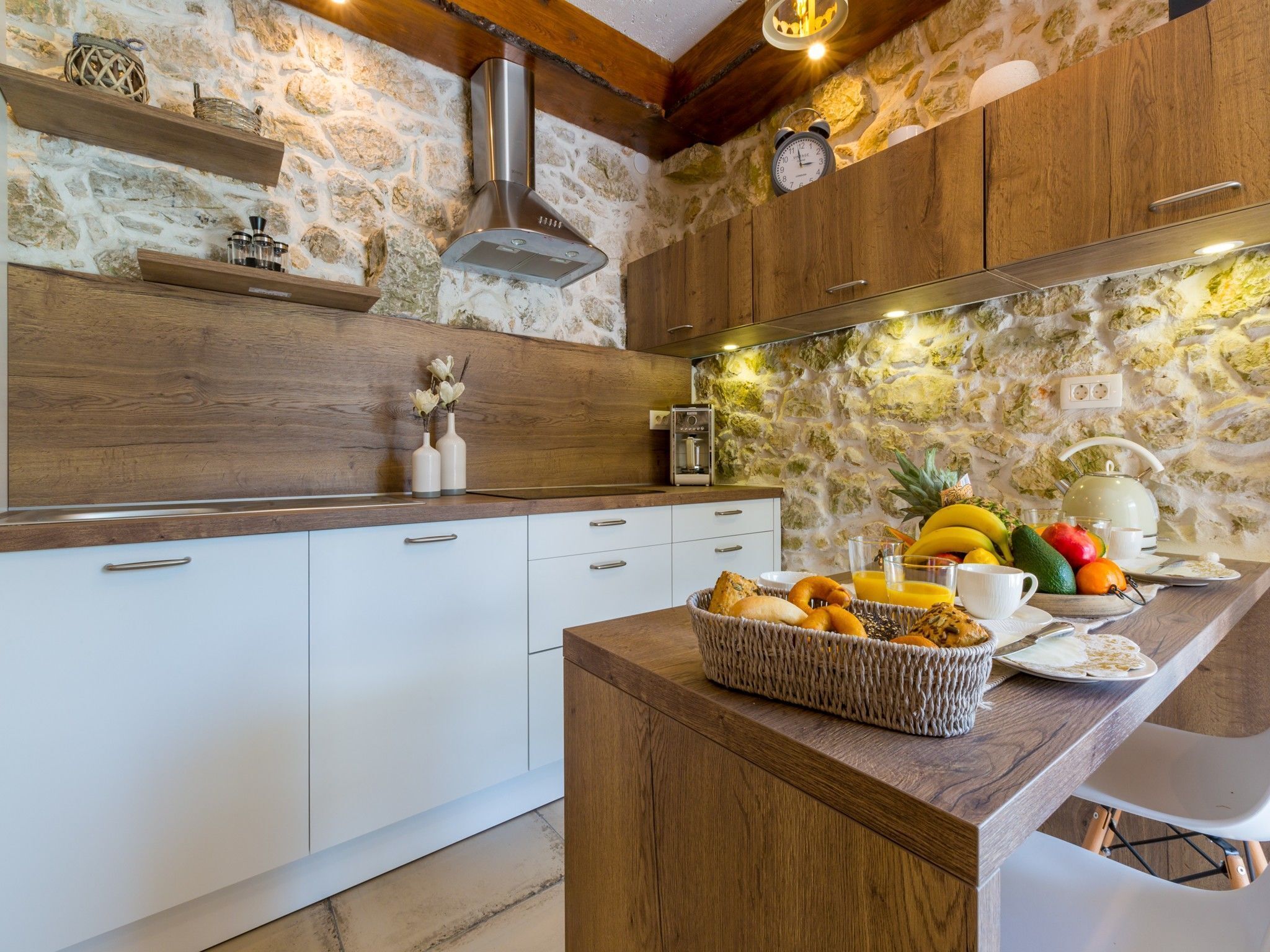 Villa | Private kitchen | Fridge, microwave, oven, stovetop