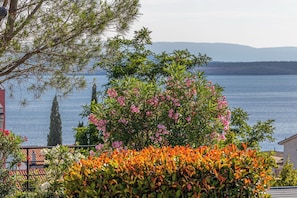 Water view - Villa Hana (Crikvenica)