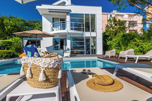 Villa Hana