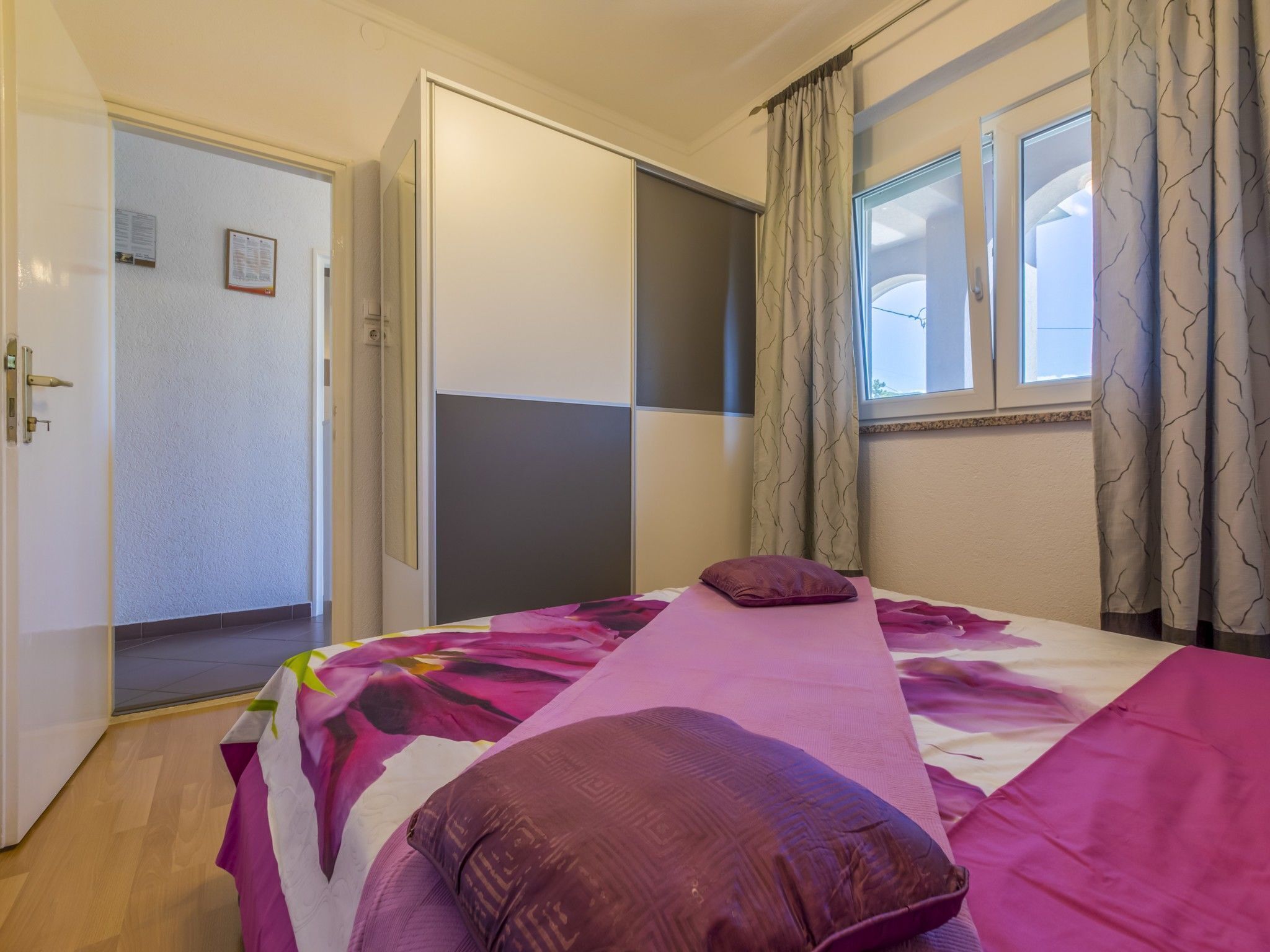 Villa | Iron/ironing board, free WiFi