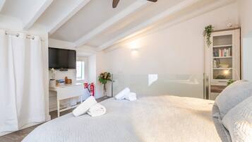 1 Schlafzimmer, Bügeleisen/Bügelbrett, kostenloses WLAN, Bettwäsche