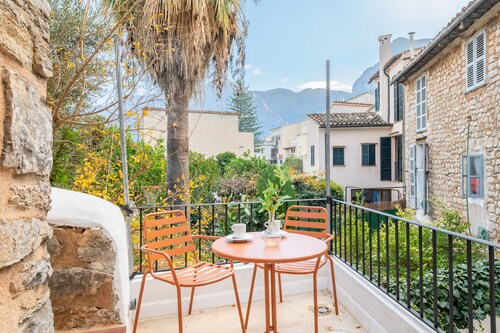 Casa La Bonita : Maison mitoyenne de charme avec vue sur la montagne à Sóller