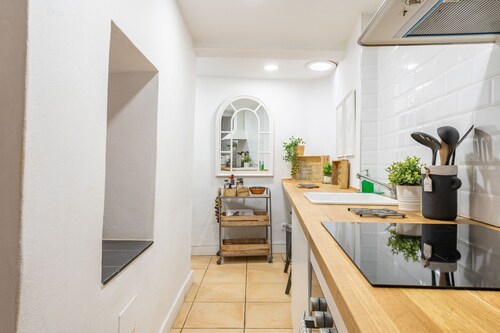 Maison de ville pleine de charme avec vue sur la montagne – Casa La Bonita