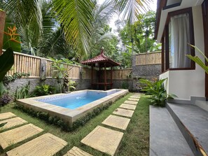 Indoor pool - Small private villa with private swimming Pool (Karangasem)