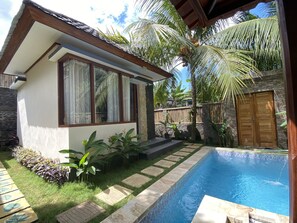 Indoor pool - Small private villa with private swimming Pool (Karangasem)