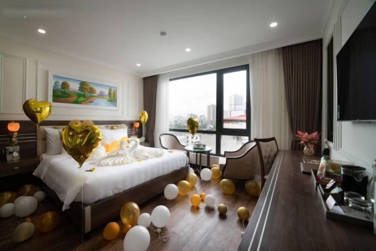 Premium bedding, minibar, in-room safe, individually furnished