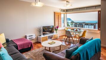 Luxury Double or Twin Room | Living area | Smart TV, Netflix, streaming services