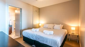 Luxury Double or Twin Room | Individually decorated, individually furnished, free WiFi, bed sheets