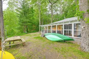 Outdoor dining - Lakefront Cabin w/ Fire Pit, Dock, & Boat Rental (Augusta)