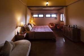 1 bedroom, individually decorated, individually furnished, free WiFi - Kemangi Apartments and Yoga Space (Ubud)