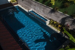 Outdoor pool - Kemangi Apartments and Yoga Space (Ubud)
