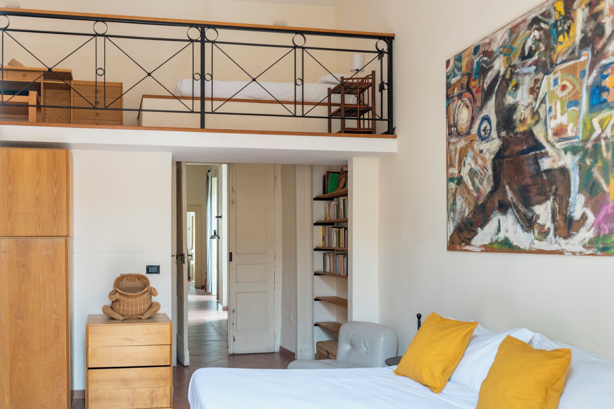 4 habitaciones, cunas, wifi gratis y ropa de cama 