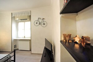 Interior - Cozy studio in Turin city center (Turin)