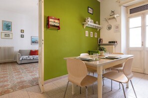 Apartment, 1 Bedroom | Dining room - La Casa dei Colori by Wonderful Italy (Turin)
