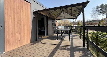 Cozy mobile home on the lake (WA 105)