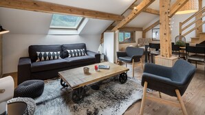 Living area - Elegant duplex apartment in the heart of Méribel, close to slopes (Méribel)