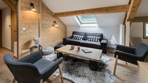 Living area - Elegant duplex apartment in the heart of Méribel, close to slopes (Méribel)