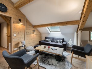 Tv och eldstad