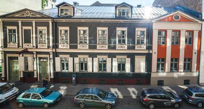 One Bedroom Apartment with Balcony in Very Center