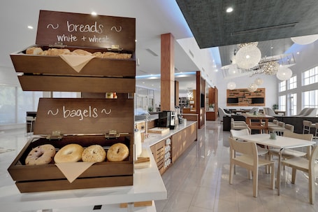 Desayuno buffet incluido todos los días