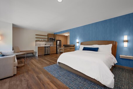 Element New York Wood Ridge - Image 57