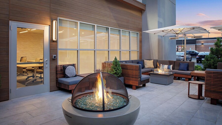 Element New York Wood Ridge