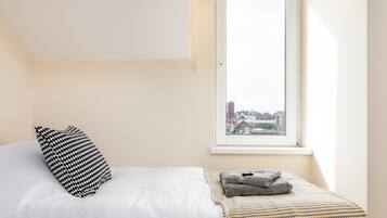 Comfort Apartment | Iron/ironing board, free WiFi, bed sheets