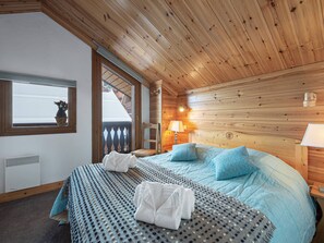 3 bedrooms, free WiFi, bed sheets