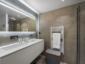 Hiustenkuivaaja, pyyhkeet