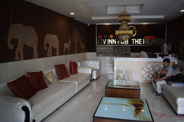 Reception - The Heaven Suite (Vikasnagar)