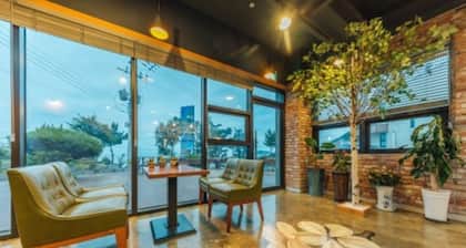 Blue Road Town Pension-Crystal