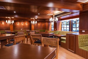 2 restaurants, lunch, dinner served; Mediterranean cuisine - Bora Bora Ibiza Malta Resort - Music Hotel - Adults Only 18 plus (St. Paul's Bay)