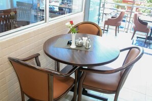 Free daily local cuisine breakfast