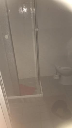 Bathroom - Angela - Zoi Rooms (Skiathos)
