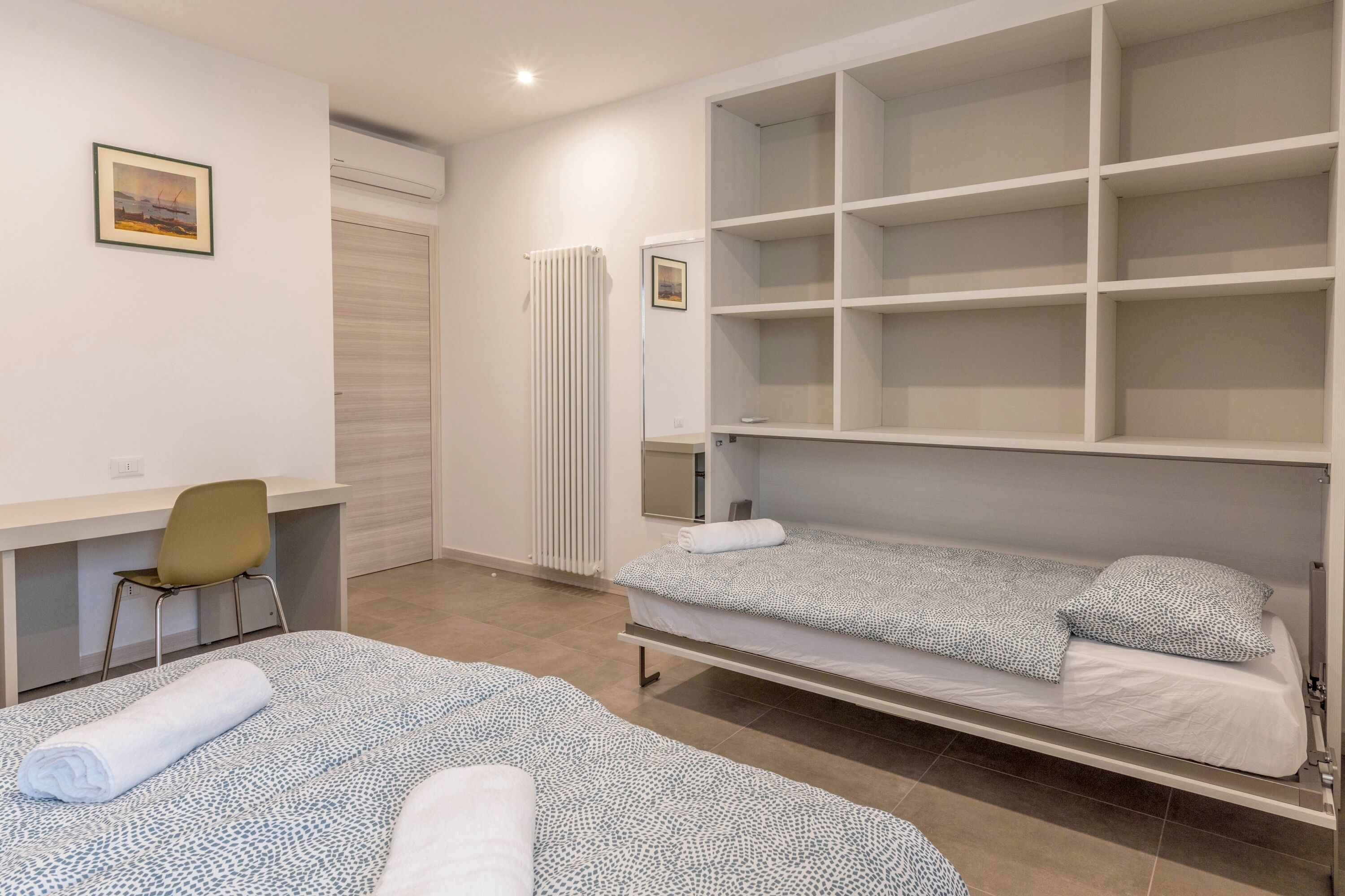 3 habitaciones, tabla de planchar con plancha y wifi gratis 