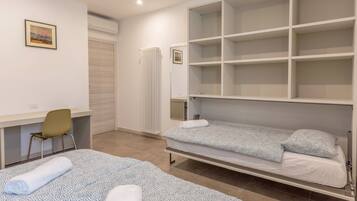 3 habitaciones, tabla de planchar con plancha y wifi gratis