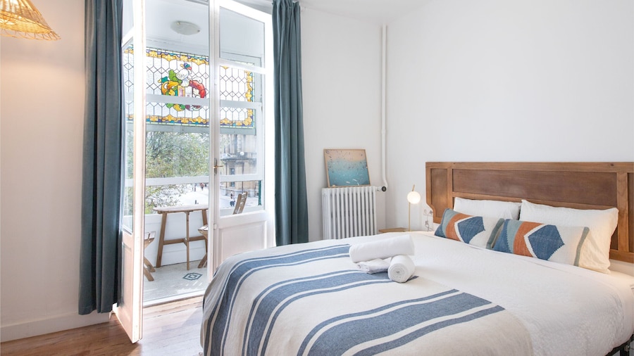 Belle Époque Self Check-in Guest House