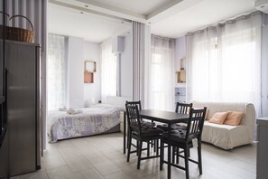 Appartement, 1 chambre | Coin séjour