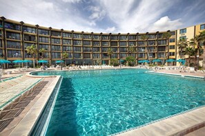 Indoor pool, outdoor pool