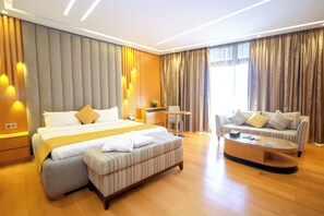 In-room safe, desk, laptop workspace, blackout drapes - Heaven Prestige Hotel (Kfar Yassine)