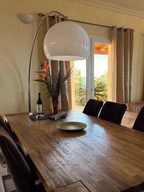 Dining - Villa with spectacular sea views, heated saltwater pool, dreamlike garden  (Tijarafe)