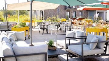 Sundeck