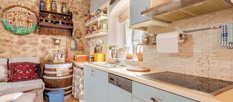 Kalavrita Winter Retreat - Homely Spacious Chalet