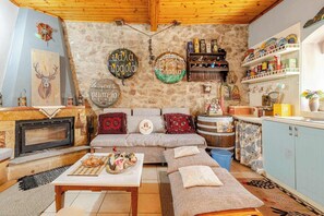 TV, fireplace, offices