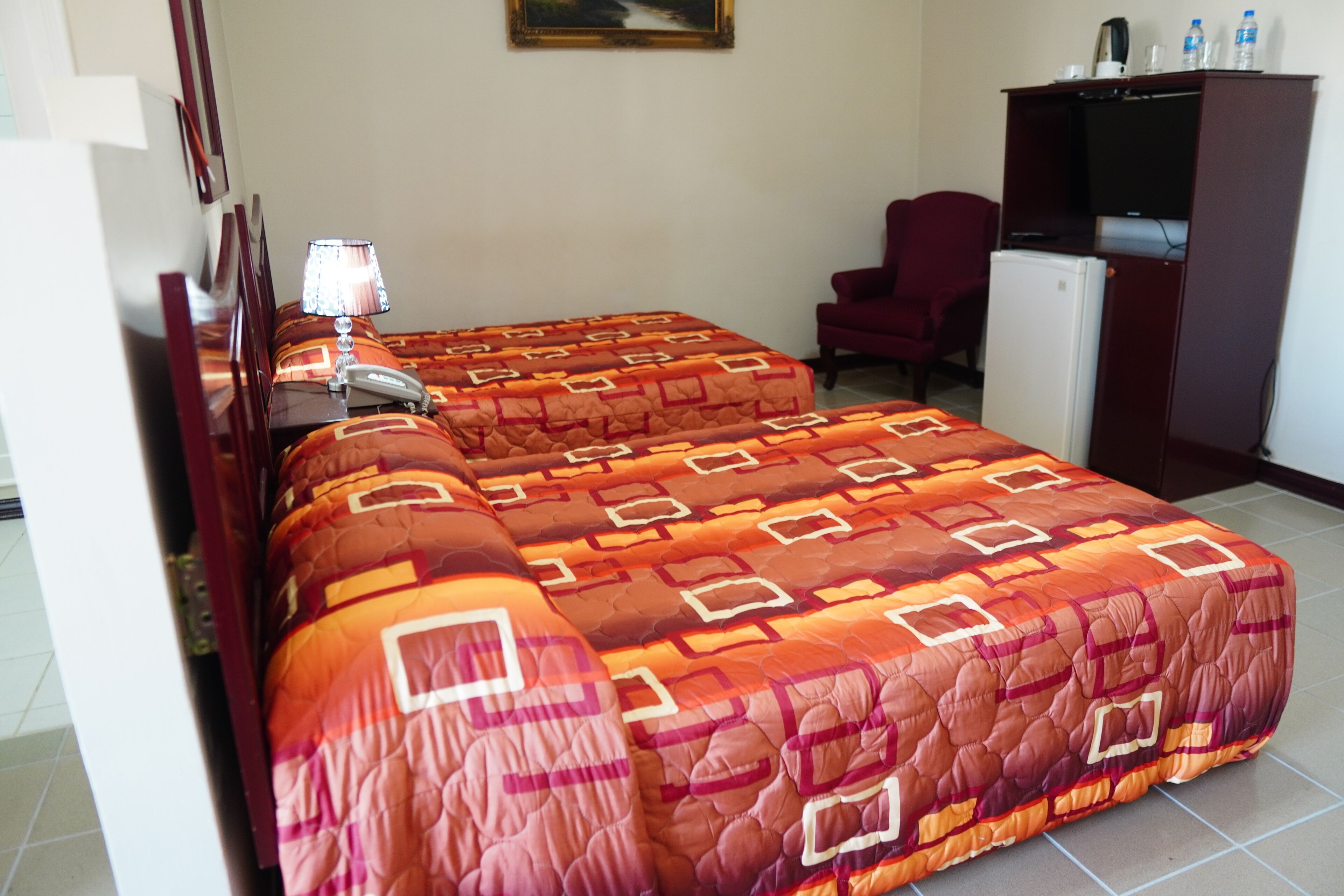 Photo - Regency Suites Hotel